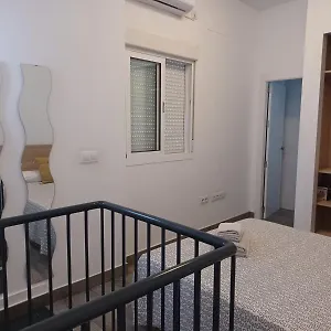 apartamento-en-el-casco-antiguo-en-plena-alameda.es-andalucia.com/